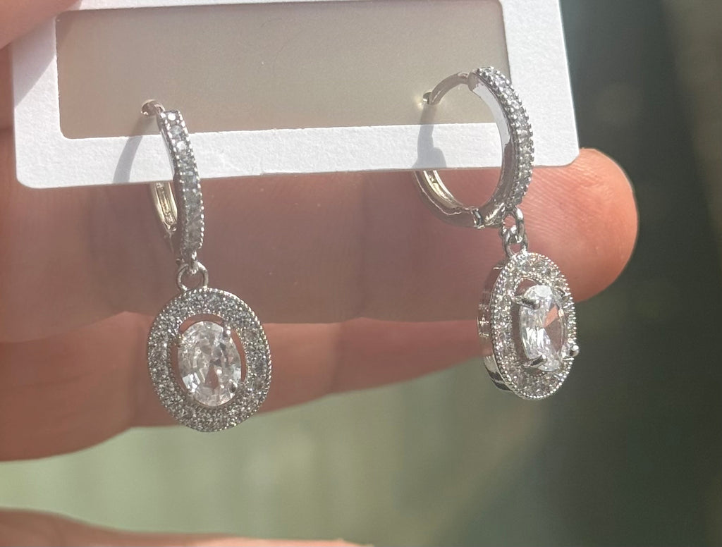 Creoler med oval zirkonia ✨