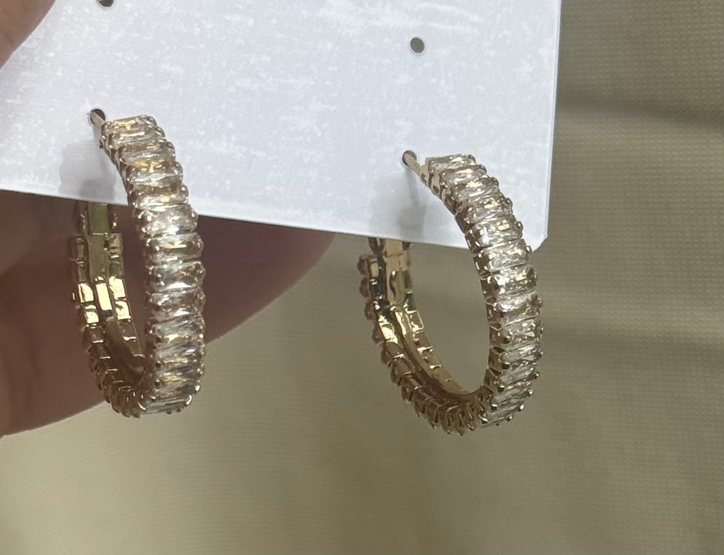 Elegante Creoler med Baguette Zirkonia