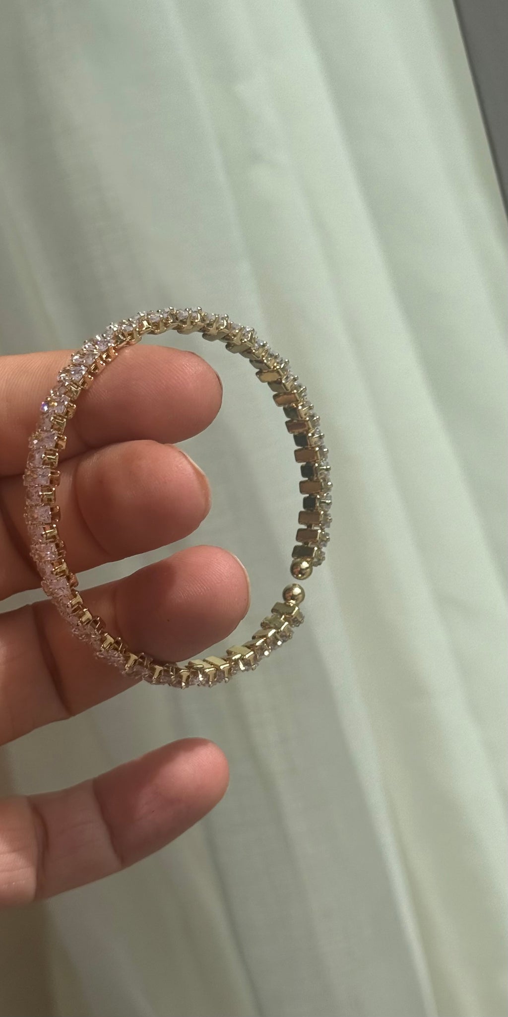 Elegant Tennisarmbånd med Zirkonia – Guldfarvet